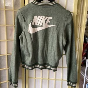 Nike bomber jacket size Small